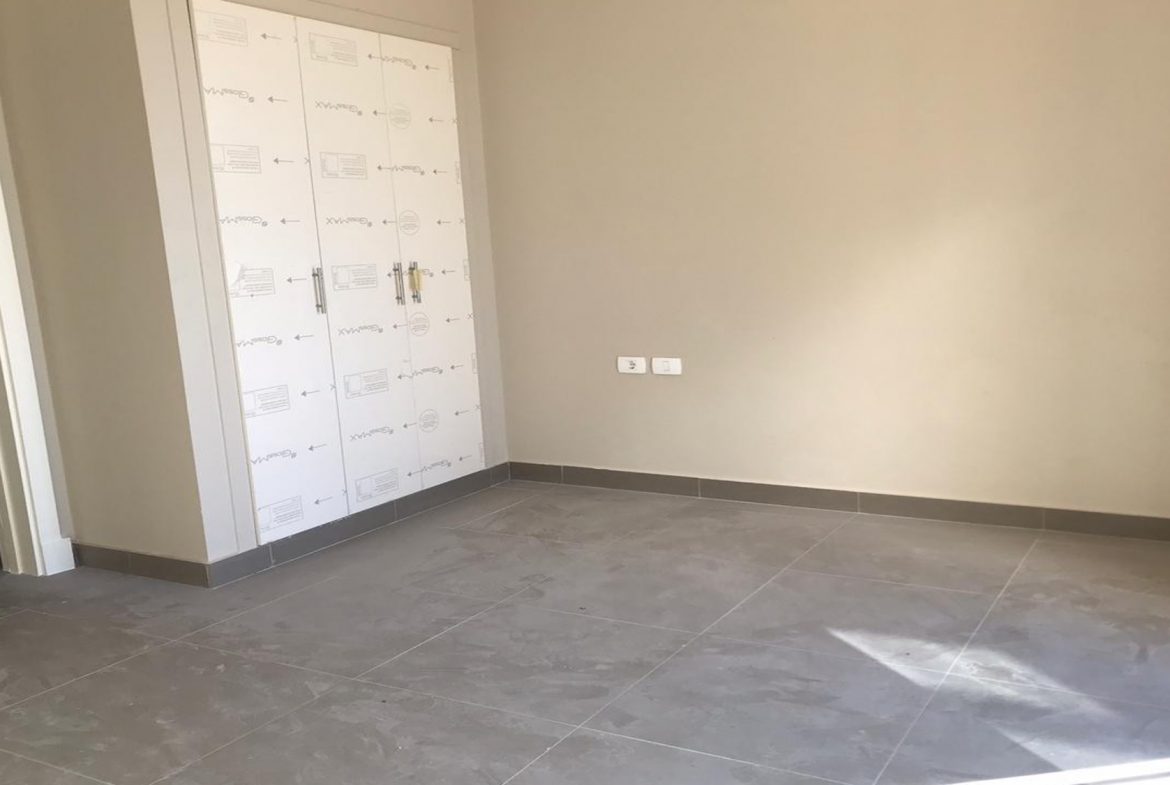 EL Gouna 2 Bedrooms Apartment for sale in tawila El Gouna with Private Roof