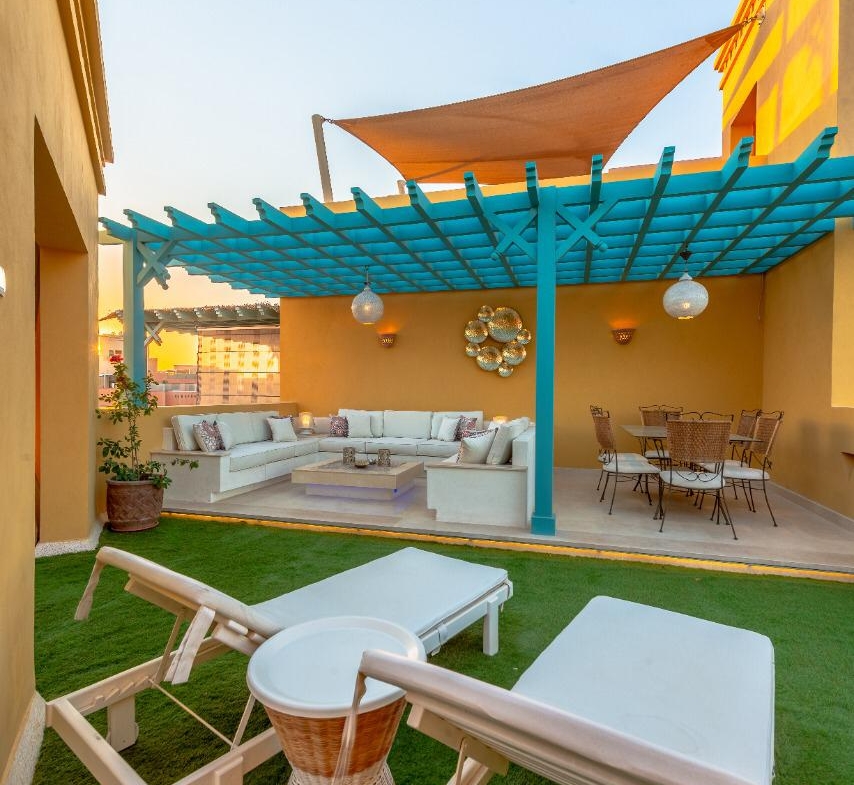 New Marina El Gouna 2 Bedrooms Penthouse For Sale in El Gouna Marina with Roof and Jacuzzi