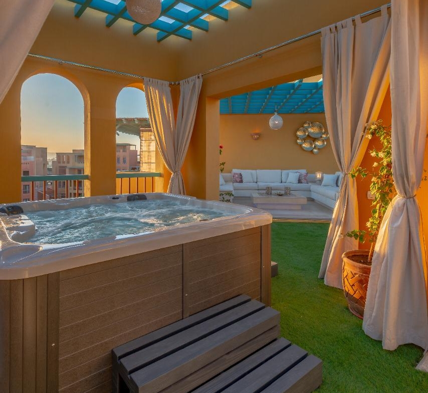 New Marina El Gouna 2 Bedrooms Penthouse For Sale in El Gouna Marina with Roof and Jacuzzi