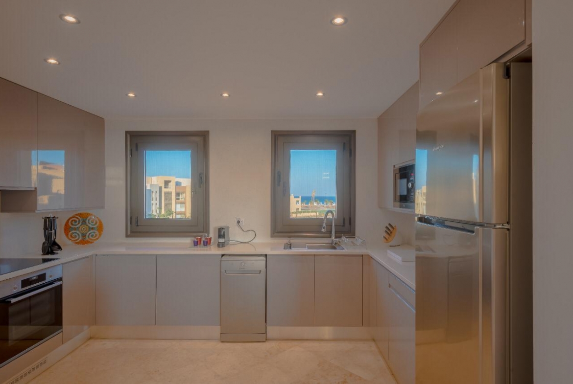 New Marina El Gouna 2 Bedrooms Penthouse For Sale in El Gouna Marina with Roof and Jacuzzi