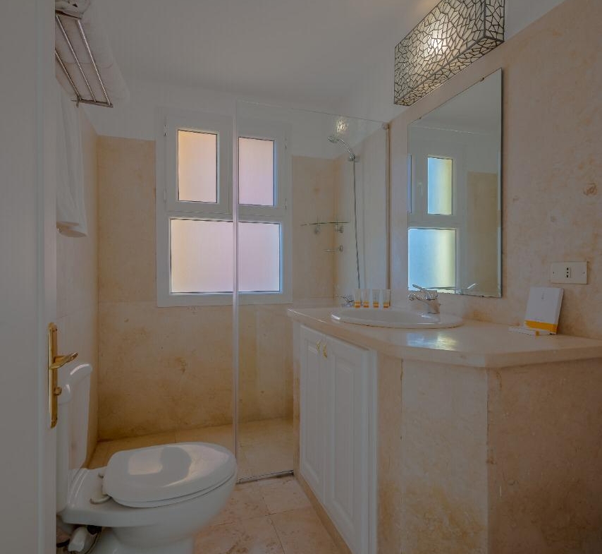 New Marina El Gouna 2 Bedrooms Penthouse For Sale in El Gouna Marina with Roof and Jacuzzi