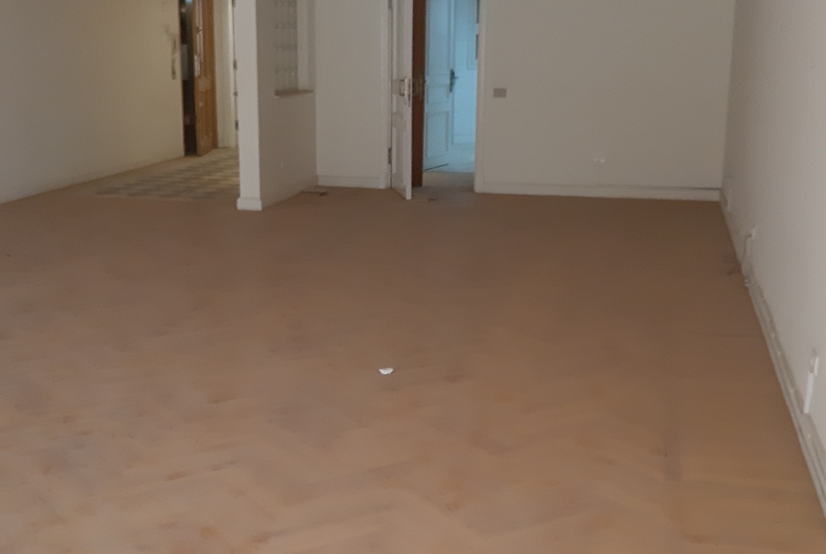 Four Bedrooms Apartment For Sale in Zamalek – Cairo