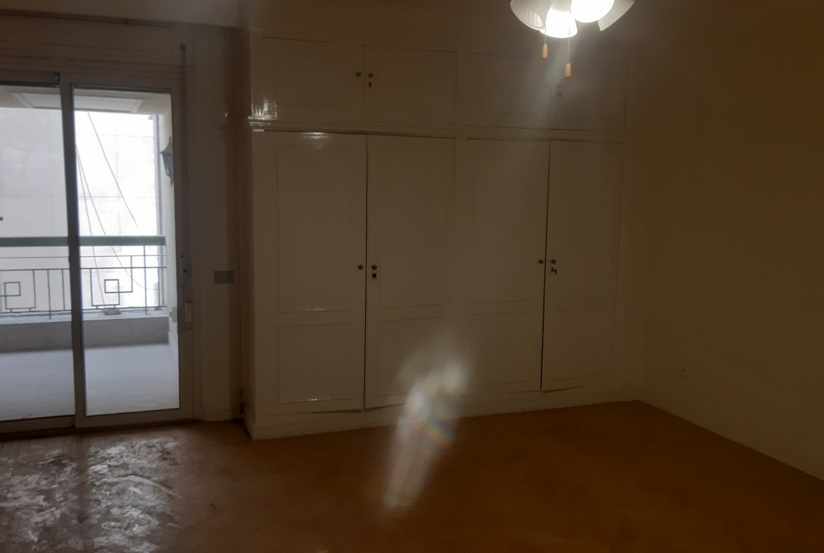 Four Bedrooms Apartment For Sale in Zamalek – Cairo