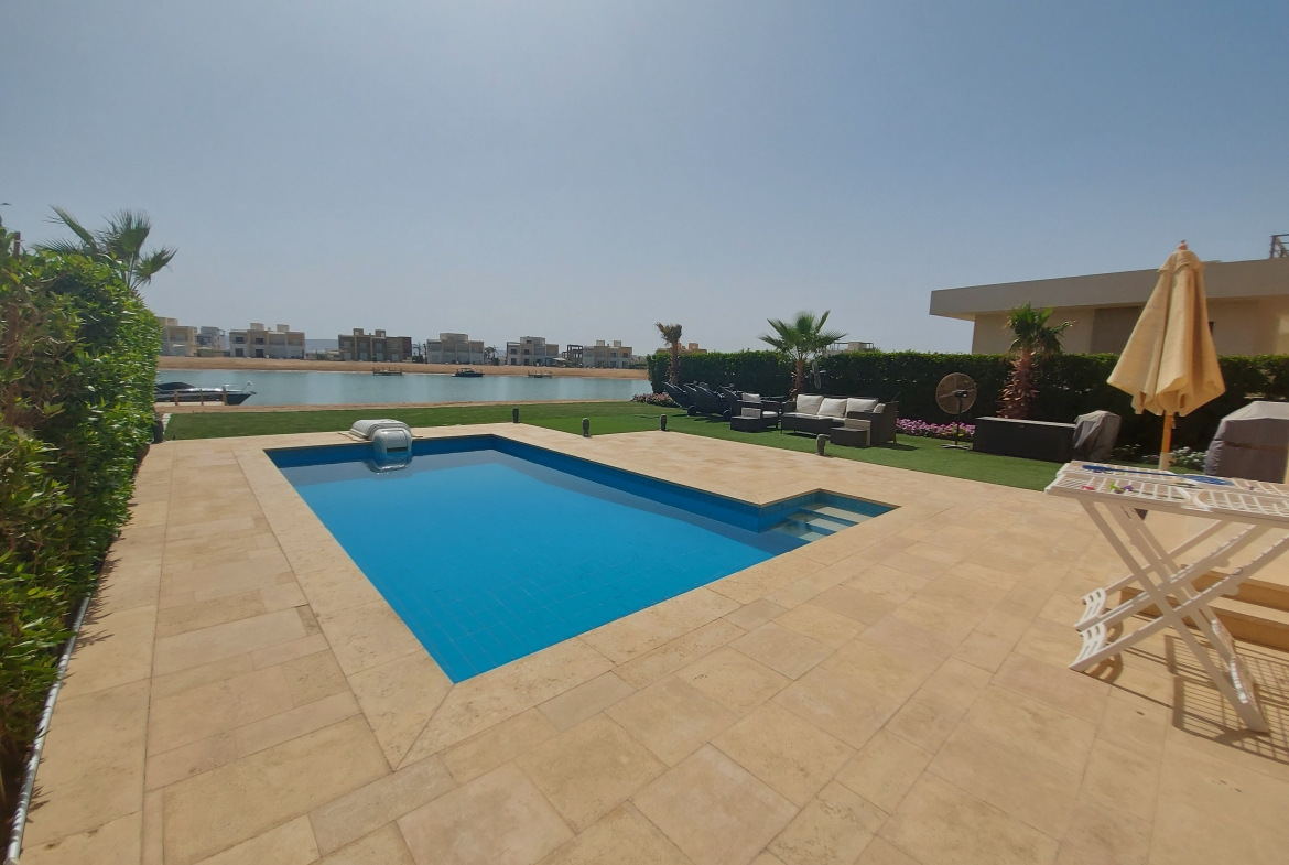 Twin Villa For Sale in Fanadir Bay El Gouna 3 Bedrooms with private pool in El Gouna