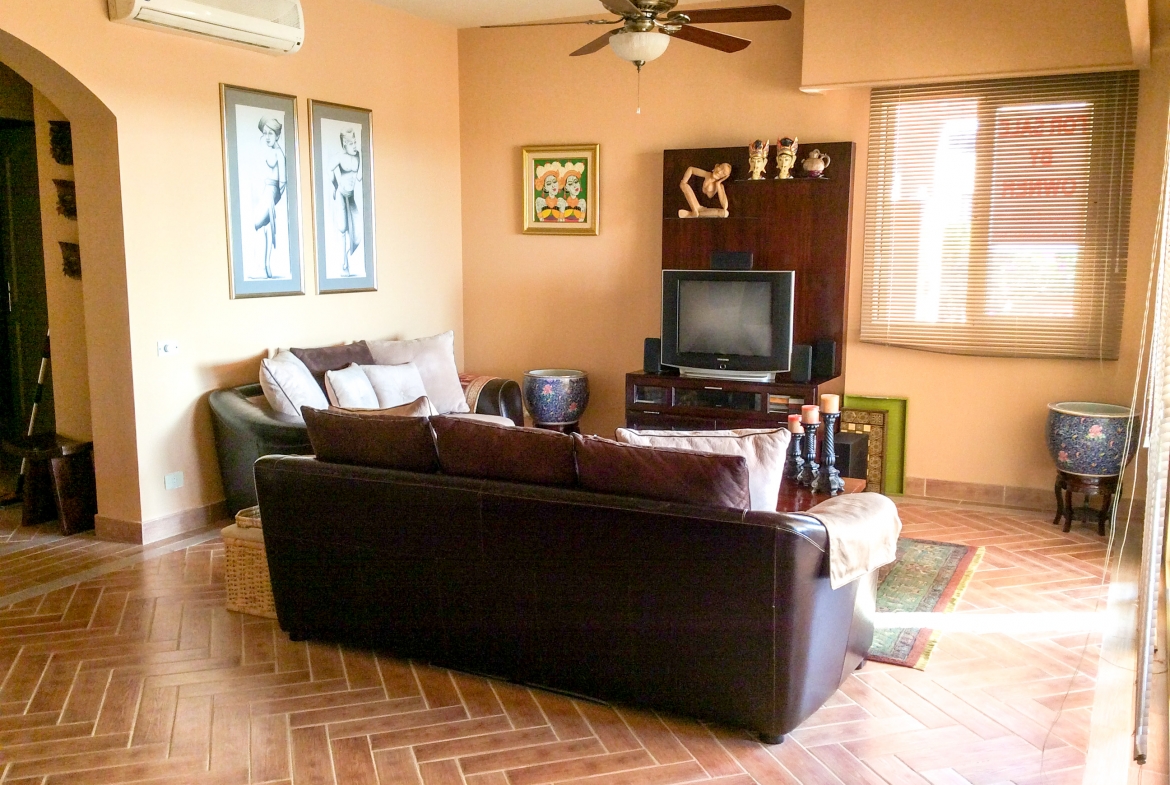 For Sale in Golf town by Soma Bay 1 Bedroom Apartment Ground Floor in Soma Bay Golf and Sea View