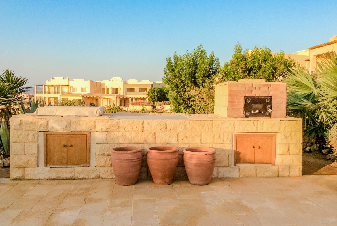 For Sale in Golf town by Soma Bay 1 Bedroom Apartment Ground Floor in Soma Bay Golf and Sea View