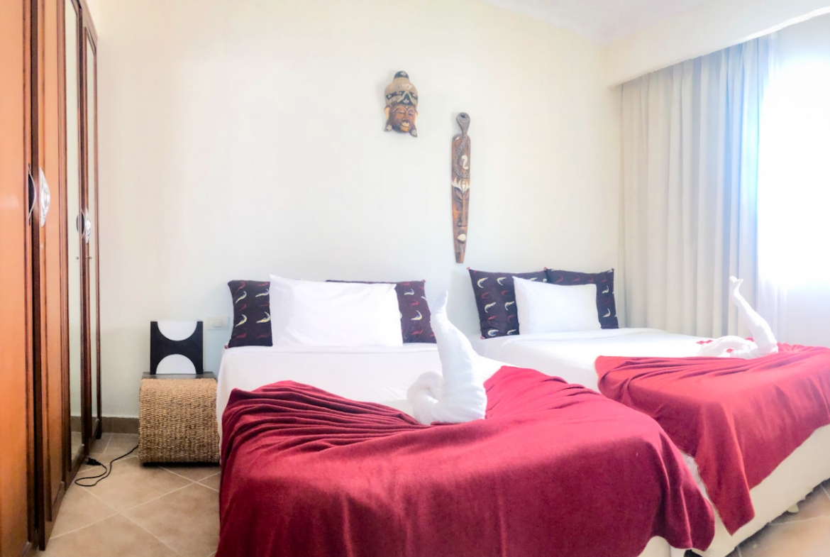 Soma Bay Marina 3 Bedrooms Duplex For Sale in Soma Bay Marina Residences with Roof