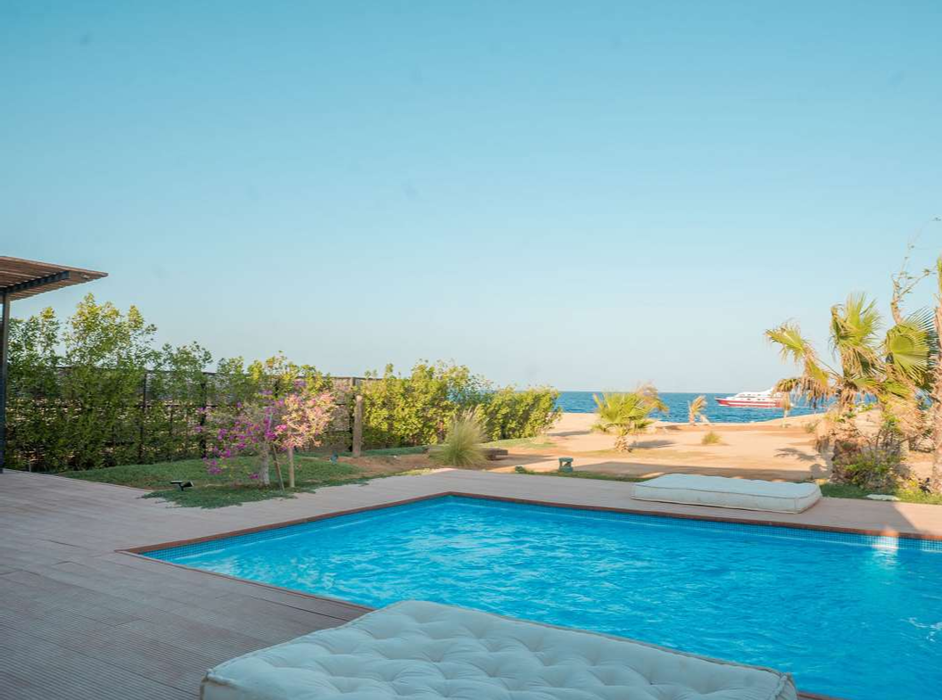 Soma Bay Single story villa For Sale Direct sea view in Wadi Jebal Soma Bay