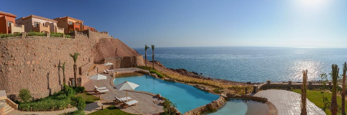 3 bedroom Chalet Sea View in Telal el Sokhna For Sale