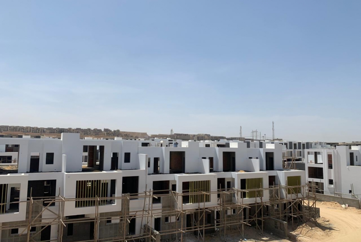 Three Bedrooms Apartment For Sale in Joulz  6 October West Cairo