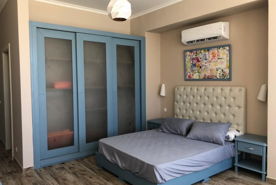 A marvelous penthouse 4 bedroom+plunge pool for rent in seashell north coast