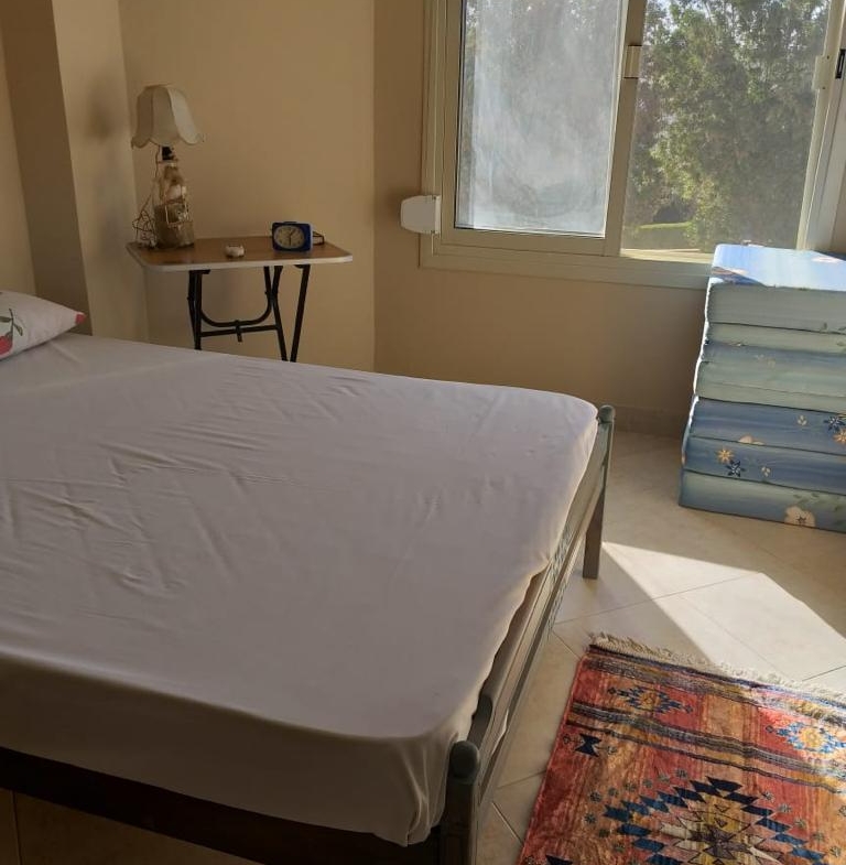 4 bedrooms penthouse For Rent  in Ein bay El Sokhna