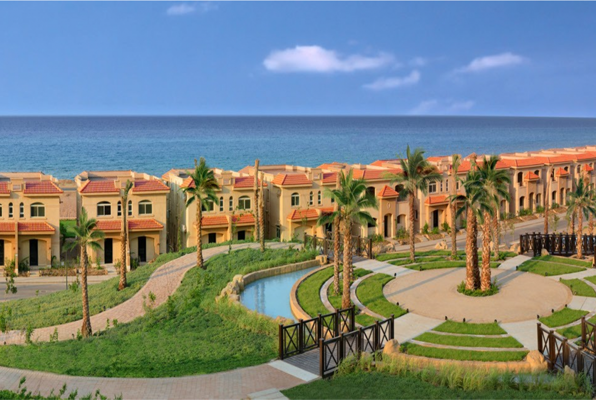 3 bedroom Chalet Sea View in Telal el Sokhna For Sale