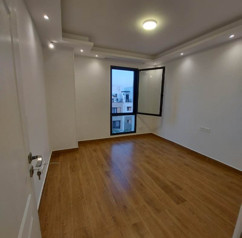 For Sale or Rent Upper Duplex in West Town by Sodic