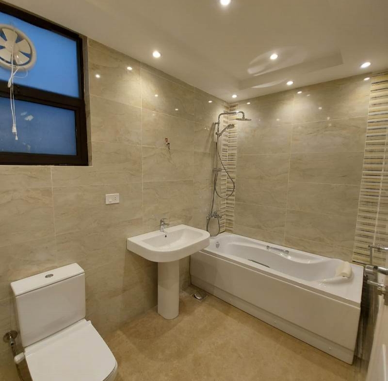 For Sale or Rent Upper Duplex in West Town by Sodic