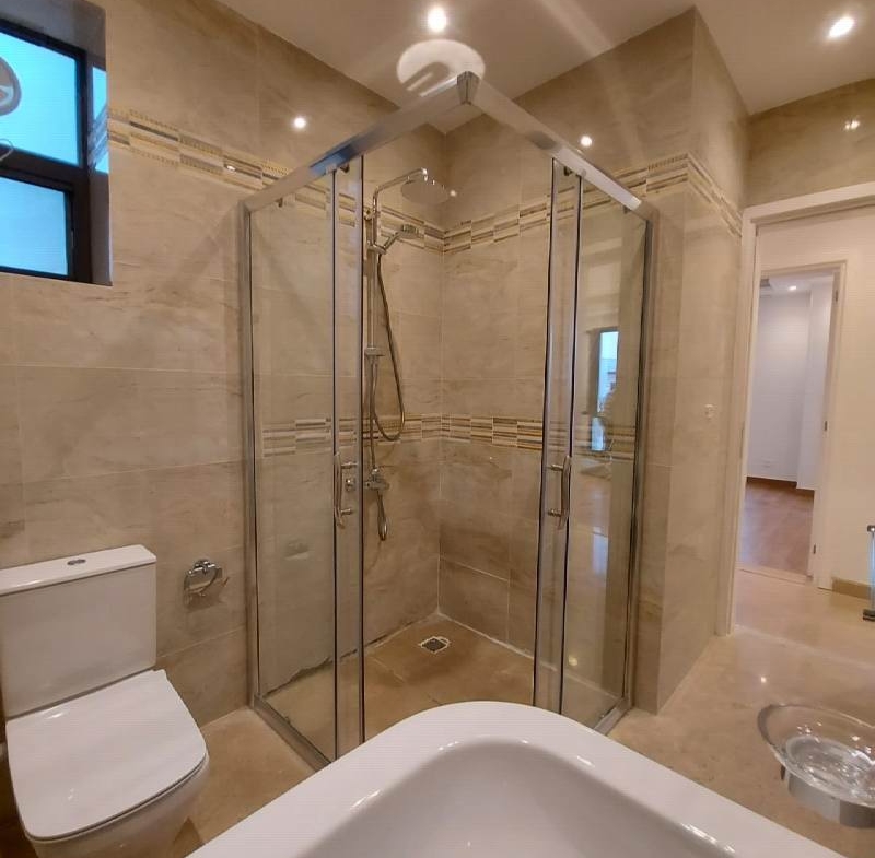 For Sale or Rent Upper Duplex in West Town by Sodic