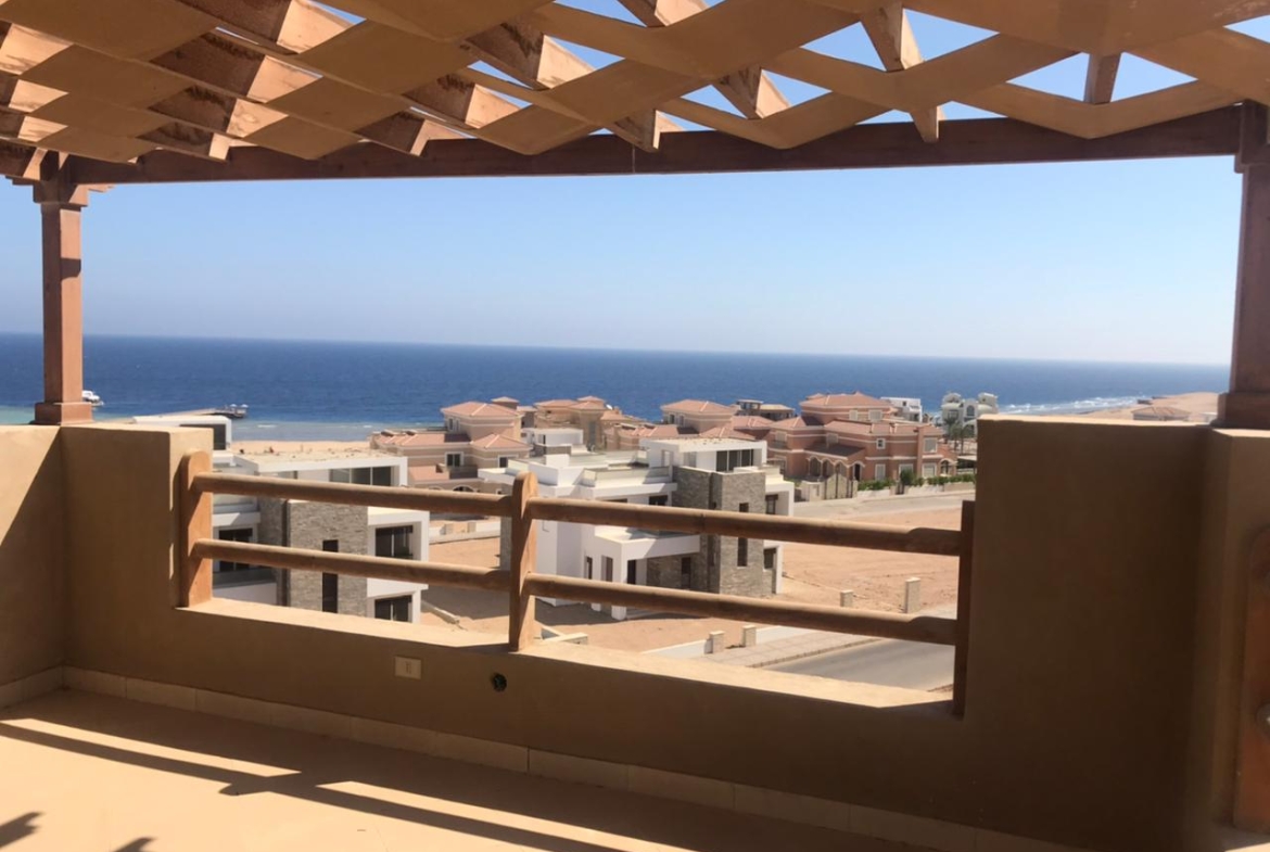 For Sale In Sahl Hasheesh Two Bedrooms Apartment In Azzurra Sahl Hasheesh With Roof