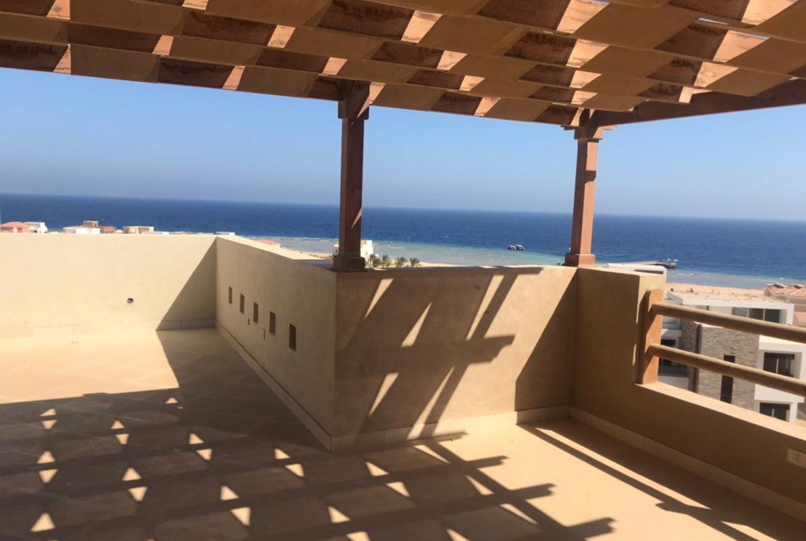For Sale In Sahl Hasheesh Two Bedrooms Apartment In Azzurra Sahl Hasheesh With Roof