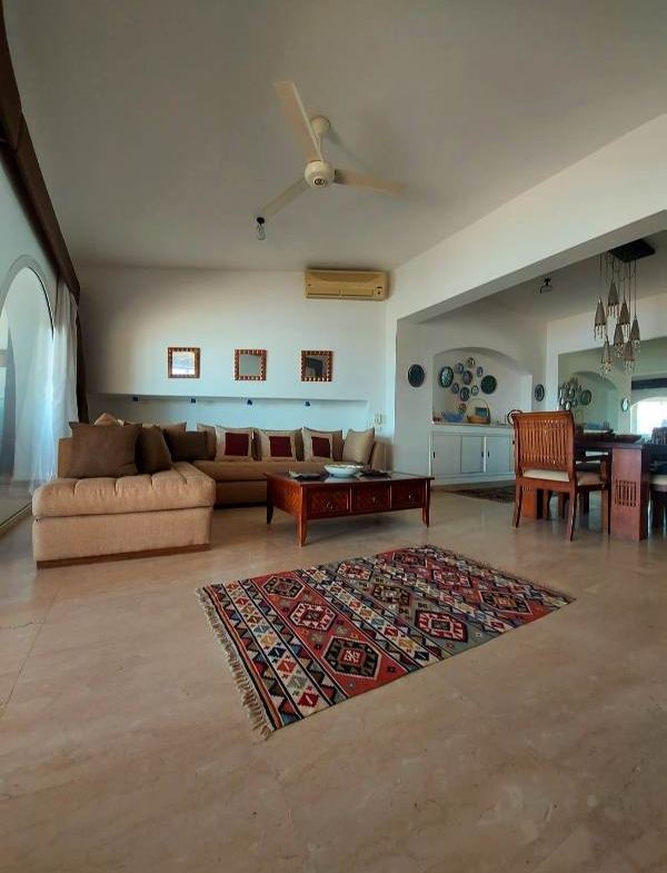 Sea Front Stand Alone Villa For Sale in White Villas El Gouna