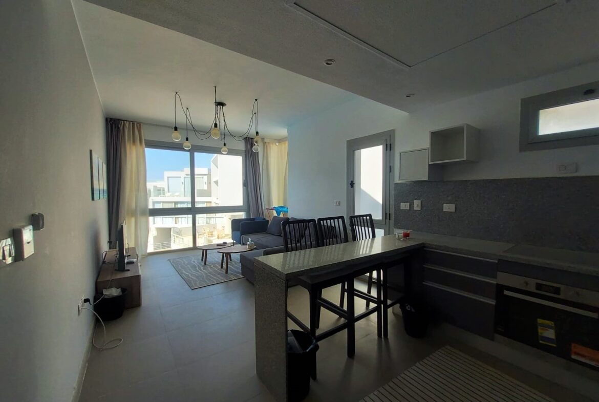 For Sale One Bedroom Apartment in Sholan El Gouna Pool View With Roof
