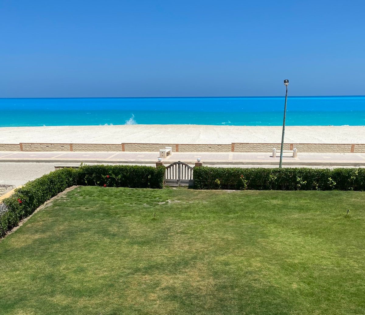 Sea Front Penthouse Chalet For Sale with Roof and Garden in Lotus North Coast (14) Sea Front Penthouse Chalet For Sale with Roof and Garden in Lotus North Coast