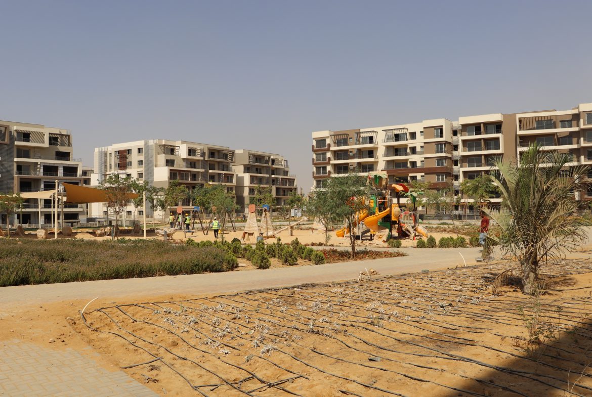 For Sale Apartment with Garden in Palm Hills New Cairo
