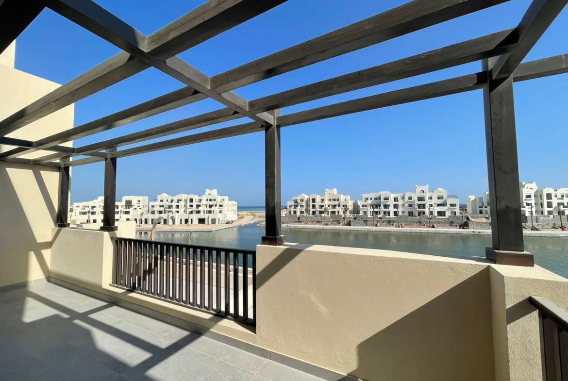 Four Bedrooms Apartment For Sale in Fanadir Marina El Gouna