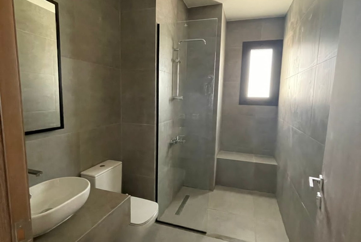 Four Bedrooms Apartment For Sale in Fanadir Marina El Gouna