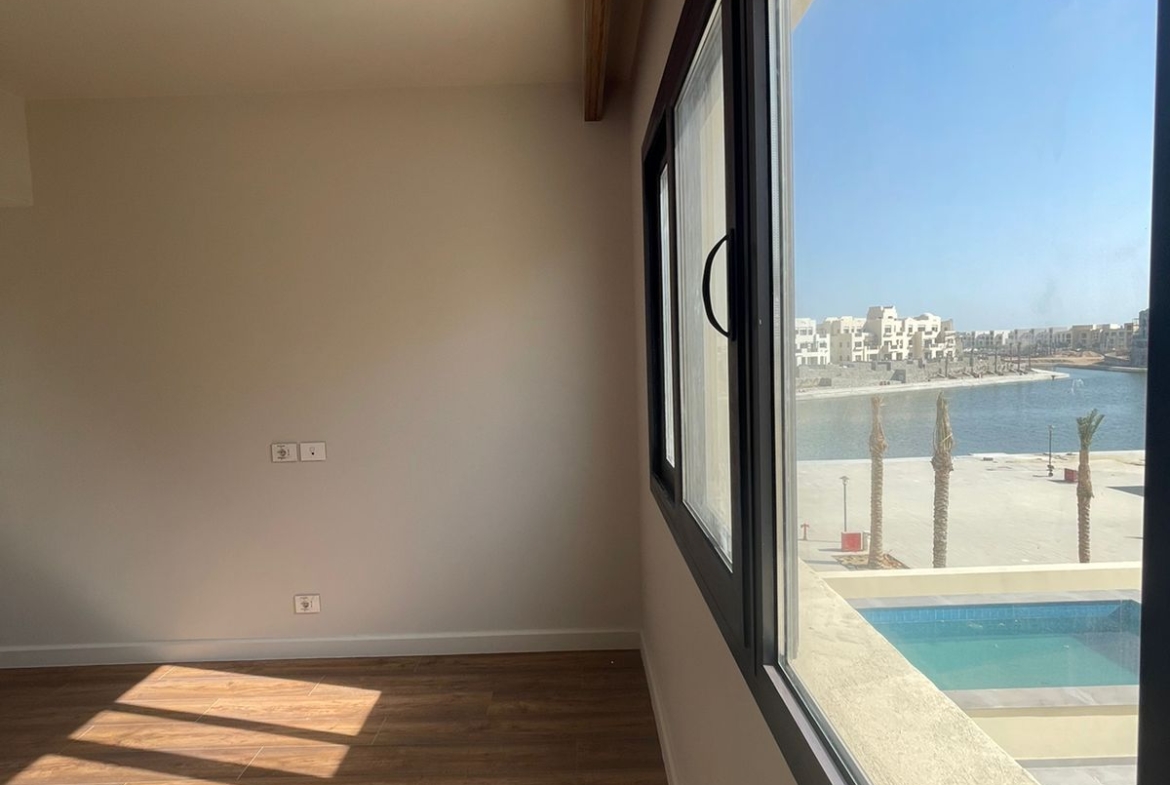 Four Bedrooms Apartment For Sale in Fanadir Marina El Gouna