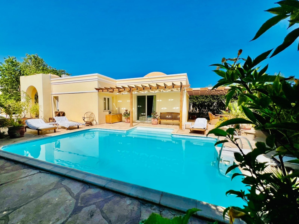 Stunning Hilltop Villa in El Gouna with Private..., El Gouna