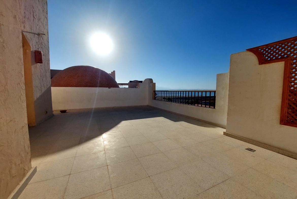 For Sale: Stunning Penthouse with Panoramic Views of Soma Bay Marina