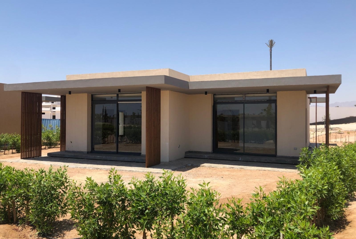 For Sale: Luxurious 2-Bedroom Standalone Chalet with Pool View in Mesca 4, Soma Bay