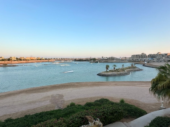 Apartment in el gouna for sale, flat in el gouna for sale, for sale in el gouna , one bedroom in el gouna, rent in el gouna, buy in el gouna, el gouna real estate , el gouna properties for sale, lagoon front , waterside for sale , waterside el gouna