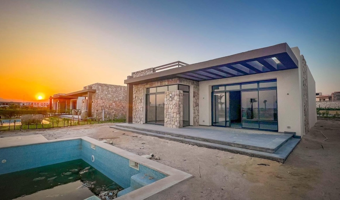 Luxurious Standalone Villa for Sale in Mesca, Soma Bay – Coastal Living at its Best