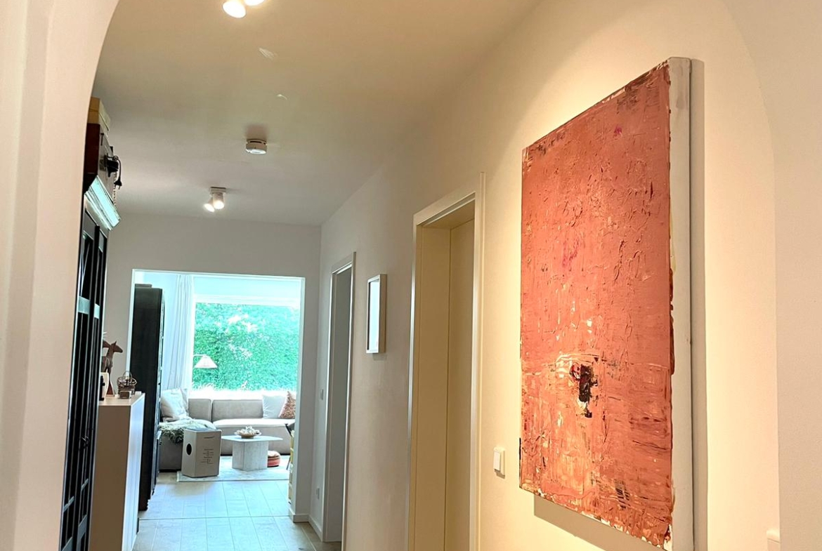 Mietwohnung Neuried, Wohnung mieten München, 3-Zimmer-Wohnung Neuried, Neubauwohnung München, modernisierte Wohnung München, Wohnung mit Balkon München, barrierefreie Wohnung München, Mietwohnung mit Einbauküche München, Wohnung Nähe U3 Fürstenried-West, sanierte Wohnung München, familienfreundliche Wohnung München, ruhige Wohnlage München, Wohnung mit Loggia München, hochwertige Mietwohnung München, Eigentumswohnung zur Miete Neuried, Wohnung in Neuried München mieten