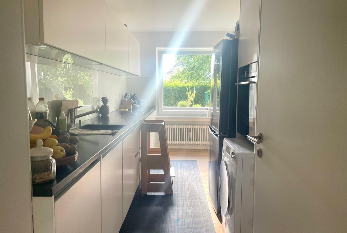 Mietwohnung Neuried, Wohnung mieten München, 3-Zimmer-Wohnung Neuried, Neubauwohnung München, modernisierte Wohnung München, Wohnung mit Balkon München, barrierefreie Wohnung München, Mietwohnung mit Einbauküche München, Wohnung Nähe U3 Fürstenried-West, sanierte Wohnung München, familienfreundliche Wohnung München, ruhige Wohnlage München, Wohnung mit Loggia München, hochwertige Mietwohnung München, Eigentumswohnung zur Miete Neuried, Wohnung in Neuried München mieten