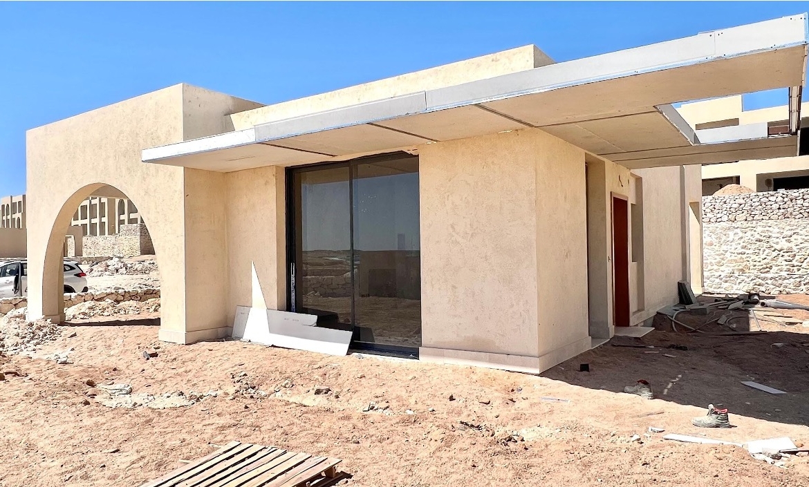 For Sale: 3-Bedroom Standalone Chalet | Sea View | Fully Finished with ACs & Water Heaters | 124 sqm BUA | 427 sqm Land | Delivery December 2025 | EGP 28,560,000 (with installments)
