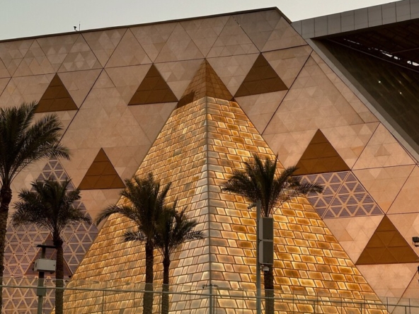 Explore the Grand Egyptian Museum in Giza, Egypt — the world’s largest archaeological museum. Learn about its architecture, Tutankhamun treasures, and what to see inside GEM Cairo. Keywords: Grand Egyptian Museum, GEM Cairo, Giza museum, Tutankhamun treasures, Egypt tourism 2025, Egyptian heritage, Cairo attractions, modern Egyptian architecture