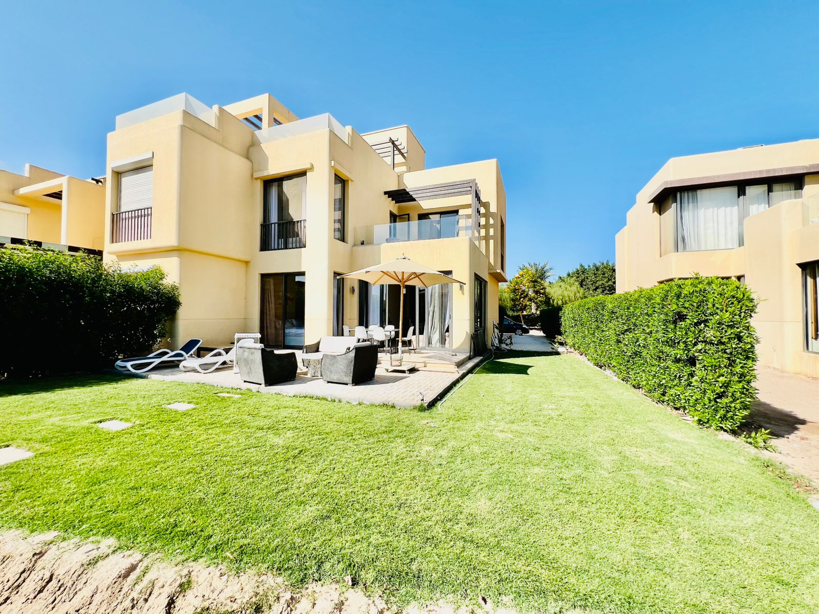 Sabina Villa mieten, Lagunenblick El Gouna, möblierte Villa Ägypten, Langzeitmiete Rotes Meer, Villa mit Jacuzzi Ägypten, Luxusmiete El Gouna, Haus zur Miete Ägypten, Sabina Villa mieten, Lagunenblick El Gouna, möblierte Villa Ägypten, Langzeitmiete Rotes Meer, Villa mit Jacuzzi Ägypten, Luxusmiete El Gouna, Haus zur Miete Ägypten, Sabina Villa mieten, Lagunenblick El Gouna, möblierte Villa Ägypten, Langzeitmiete Rotes Meer, Villa mit Jacuzzi Ägypten, Luxusmiete El Gouna, Haus zur Miete Ägypten, North Bay El Gouna villa for sale, twin villa El Gouna, pool villa Egypt, luxury property Red Sea, fully finished villa El Gouna, North Bay Gouna resale, villa with payment plan Egypt, beachfront community Egypt, investment property El Gouna, North Bay El Gouna villa for sale, twin villa El Gouna, pool villa Egypt, luxury property Red Sea, fully finished villa El Gouna, North Bay Gouna resale, villa with payment plan Egypt, beachfront community Egypt, investment property El Gouna, North Bay El Gouna villa for sale, twin villa El Gouna, pool villa Egypt, luxury property Red Sea, fully finished villa El Gouna, North Bay Gouna resale, villa with payment plan Egypt, beachfront community Egypt, investment property El Gouna, North Bay Villa kaufen, Twin Villa El Gouna, Luxusimmobilie Rotes Meer, Villa mit Pool Ägypten, fertiggestellte Villa Gouna, Investitionsobjekt El Gouna, Haus mit Ratenplan Ägypten, hochwertige Immobilie Rotes Meer, Sabina Villa mieten, Lagunenblick El Gouna, möblierte Villa Ägypten, Langzeitmiete Rotes Meer, Villa mit Jacuzzi Ägypten, Luxusmiete El Gouna, Haus zur Miete Ägypten, Sabina Villa mieten, Lagunenblick El Gouna, möblierte Villa Ägypten, Langzeitmiete Rotes Meer, Villa mit Jacuzzi Ägypten, Luxusmiete El Gouna, Haus zur Miete Ägypten, Sabina Villa mieten, Lagunenblick El Gouna, möblierte Villa Ägypten, Langzeitmiete Rotes Meer, Villa mit Jacuzzi Ägypten, Luxusmiete El Gouna, Haus zur Miete Ägypten, North Bay El Gouna villa for sale, twin villa El Gouna, pool villa Egypt, luxury property Red Sea, fully finished villa El Gouna, North Bay Gouna resale, villa with payment plan Egypt, beachfront community Egypt, investment property El Gouna, North Bay El Gouna villa for sale, twin villa El Gouna, pool villa Egypt, luxury property Red Sea, fully finished villa El Gouna, North Bay Gouna resale, villa with payment plan Egypt, beachfront community Egypt, investment property El Gouna, North Bay El Gouna villa for sale, twin villa El Gouna, pool villa Egypt, luxury property Red Sea, fully finished villa El Gouna, North Bay Gouna resale, villa with payment plan Egypt, beachfront community Egypt, investment property El Gouna, North Bay Villa kaufen, Twin Villa El Gouna, Luxusimmobilie Rotes Meer, Villa mit Pool Ägypten, fertiggestellte Villa Gouna, Investitionsobjekt El Gouna, Haus mit Ratenplan Ägypten, hochwertige Immobilie Rotes Meer, Blanca Residences chalet for sale, Soma Bay chalet, 1 bedroom chalet Egypt, fully finished property Red Sea, Soma Bay investment home, twin chalet for sale Soma Bay, affordable Red Sea real estate, Blanca Soma Bay property, holiday home Egypt, landscape view chalet Soma Bay, Blanca Residences chalet for sale, Soma Bay chalet, 1 bedroom chalet Egypt, fully finished property Red Sea, Soma Bay investment home, twin chalet for sale Soma Bay, affordable Red Sea real estate, Blanca Soma Bay property, holiday home Egypt, landscape view chalet Soma Bay,Soma Bay Red Sea property, Blanca Residences Soma Bay, real estate Egypt Red Sea Coast, chalet near Safaga, Soma Bay resort community, Red Sea coastal living Egypt, property for sale near Hurghada, Soma Bay compounds, Red Sea holiday homes Egypt, Abu Tig Marina apartment for rent, El Gouna marina rental, Marina Portside apartment, waterfront apartment El Gouna, 2 bedroom apartment Red Sea, furnished rental El Gouna, long-term rental El Gouna, marina view apartment Egypt, luxury rental Abu Tig Marina, Red Sea apartments for rent, El Gouna Abu Tig Marina Egypt, Marina Portside Red Sea, Hurghada region rentals, Red Sea Riviera apartments, waterfront living Egypt, Red Sea coastal communities, homes near Hurghada airport, El Gouna marina district, Egyptian Red Sea property, Abu Tig Marina residences, Abu Tig Marina Apartment mieten, El Gouna Yachthafen Wohnung, Marina Portside Mietwohnung, Waterfront Apartment Ägypten, 2-Schlafzimmer Wohnung Rotes Meer, möbliertes Apartment El Gouna, Langzeitmiete El Gouna, Apartment mit Hafenblick Ägypten, Luxusmiete Abu Tig Marina, Rotes Meer Wohnung mieten, El Gouna Abu Tig Marina Ägypten, Marina Portside Rotes Meer, Hurghada Region Mietobjekte, ägyptische Riviera Apartments, Wohnen am Yachthafen El Gouna, Rotes Meer Küstenimmobilien, Mietwohnungen nahe Hurghada Flughafen, Yachthafenviertel El Gouna, Wohnanlagen am Roten Meer,BayWest Soma Bay villa for rent, Soma Bay rental home, 3 bedroom villa Egypt, furnished villa Red Sea, long-term rental Soma Bay, villa with garden Egypt, corner villa for rent, Red Sea furnished property, residential villa Soma Bay, maid’s room villa rental Egypt, Soma Bay Egypt rental property, BayWest residential community, Red Sea coast rentals, Safaga–Soma Bay region homes, Hurghada Red Sea villas, Egypt coastal living, long-term rental near Hurghada airport, Red Sea resort villas, Soma Bay peninsula properties, BayWest Soma Bay Villa mieten, Soma Bay Mietvilla, 3 Schlafzimmer Villa Ägypten, möblierte Villa Rotes Meer, Langzeitmiete Soma Bay, Villa mit Garten Ägypten, Eckvilla mieten, Wohnimmobilien Soma Bay, Haus mit Personalzimmer Ägypten, Soma Bay Immobilien Ägypten, BayWest Wohnanlage, Mietobjekte Rotes Meer, Safaga–Soma Bay Region, Ägyptische Riviera Mietwohnungen, Langzeitmiete nahe Hurghada, Wohnvillen am Roten Meer, Küstenimmobilien Ägypten, Soma Bay Halbinsel, Mesca chalet for sale, Soma Bay chalet, 1 bedroom chalet Egypt, sea view chalet Red Sea, Soma Bay investment property, Mesca twin chalet, fully finished chalet Egypt, Red Sea holiday home, coastal property Soma Bay, Egypt beachfront real estate, Soma Bay Egypt property, Mesca Soma Bay real estate, Red Sea coastal homes, Safaga–Soma Bay region, Red Sea Riviera Egypt, property near Hurghada airport, beachfront community Soma Bay, Egypt marina and resort living, coastal developments Red Sea, Mesca Chalet kaufen, Soma Bay Immobilie, Twin Chalet Ägypten, Meerblick Chalet Rotes Meer, Investitionsobjekt Soma Bay, Ferienhaus Ägypten, hochwertiges Chalet Rotes Meer, Soma Bay Wohnanlage, Küstenimmobilie Ägypten, Soma Bay Immobilien Ägypten, Mesca Wohngebiet Soma Bay, Rotes Meer Küstenregion, Safaga–Hurghada Region Immobilien, ägyptische Riviera Immobilien, Strandimmobilie Soma Bay, Wohnprojekte Rotes Meer, Küstenleben Ägypten, Soma Bay Red Sea property, Safaga–Hurghada region homes, Egypt Red Sea Riviera, coastal apartments Hurghada area, Soma Bay residential community, beachfront developments Egypt, Red Sea investment properties, property near Hurghada airport, Soma Breeze apartment for sale, sea view apartment Soma Bay, golf view apartment Egypt, Red Sea property for sale, Soma Bay real estate, 1-bedroom apartment Soma Bay, fully finished Red Sea apartment, coastal property Egypt, investment property Soma Bay, Soma Breeze Apartment kaufen, Meerblick Apartment Ägypten, Golfblick Immobilie Soma Bay, Wohnung am Roten Meer kaufen, 1-Schlafzimmer Wohnung Soma Bay, Investitionsimmobilie Rotes Meer, bezugsfertiges Apartment Ägypten, Soma Bay Immobilien, Safaga–Hurghada Küstenregion, ägyptische Riviera Immobilien, Wohnanlage Soma Breeze, Apartments nahe Hurghada Flughafen, Investition am Roten Meer, Wohnen am Meer Ägypten, El Gouna villa for sale, New Nubia seafront villa, lagoon front villa Egypt, luxury villa El Gouna, waterfront property Red Sea, private jetty villa Egypt, stand-alone villa El Gouna, 4-bedroom villa Red Sea, lagoon view villa El Gouna, high-end villa Egypt, El Gouna Red Sea real estate, New Nubia Egypt property, Red Sea Riviera homes, lagoon-front properties Egypt, villas near Hurghada, coastal luxury homes Egypt, El Gouna waterfront community, Red Sea investment property, El Gouna Villa kaufen, Luxusvilla Ägypten, Meerblick Villa Rotes Meer, Lagoon Front Villa El Gouna, Villa mit Privatsteg Ägypten, freistehende Villa El Gouna, 4-Schlafzimmer Villa Ägypten, Luxusimmobilie Rotes Meer, El Gouna Immobilien, New Nubia Ägypten, Rotes Meer Riviera, Immobilien nahe Hurghada, Küstenvillen Ägypten, El Gouna Waterfront Community, Investitionsimmobilie Rotes Meer, Seafront villa for sale El Gouna, luxury sea view villa Egypt, El Gouna beachfront property, Red Sea luxury villa, seafront real estate El Gouna, private beach villa Egypt, El Gouna Red Sea Egypt, Hurghada luxury real estate, Red Sea Riviera villas, beachfront properties Egypt, coastal luxury homes El Gouna, Strandvilla El Gouna kaufen, Luxusvilla mit Meerblick Ägypten, El Gouna Seafront Villa, Rotes Meer Luxusimmobilie, exklusive Strandvilla Ägypten, El Gouna Immobilien Ägypten, Hurghada Luxusimmobilien, Rotes Meer Riviera, Strandimmobilien El Gouna, Küstenluxus Ägypten, 3 bedroom apartment for sale El Gouna, Waterside El Gouna apartment, lagoon view apartment El Gouna, apartment with roof terrace El Gouna, furnished apartment Red Sea, El Gouna real estate investment, El Gouna Red Sea Egypt, Waterside El Gouna, Hurghada real estate region, Red Sea Riviera properties, lagoon-front residences El Gouna, Apartment El Gouna kaufen, Waterside El Gouna Wohnung, Wohnung mit Dachterrasse El Gouna, Lagunenblick Wohnung El Gouna, möbliertes Apartment Rotes Meer, El Gouna Immobilien Ägypten, Waterside El Gouna Wohnanlage, Region Hurghada Immobilien, Rotes Meer Riviera, Lagunenimmobilien El Gouna, Tawila townhouse for sale, El Gouna townhouse, 3 bedroom townhouse El Gouna, townhouse with roof El Gouna, fully finished townhouse Red Sea, El Gouna real estate investment, El Gouna Red Sea Egypt, Tawila El Gouna, Hurghada real estate region, Red Sea Riviera properties, residential communities El Gouna, Reihenhaus Tawila El Gouna kaufen, El Gouna Townhouse, 3 Schlafzimmer Reihenhaus El Gouna, Reihenhaus mit Dachterrasse El Gouna, Immobilie Tawila El Gouna, El Gouna Immobilien Ägypten, Tawila El Gouna Wohngebiet, Region Hurghada Immobilien, Rotes Meer Riviera, Wohnanlagen El Gouna