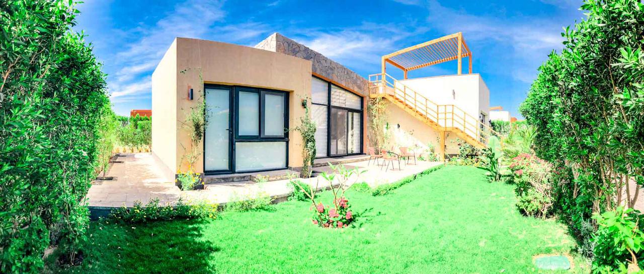 Bay West villa pool area Soma Bay Egypt | Pool-Bereich Bay West Villa Soma Bay Ägypten