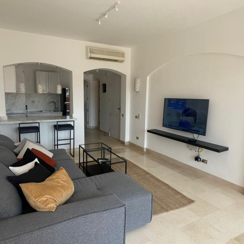 Ground floor apartment West Golf El Gouna lagoon view private terrace