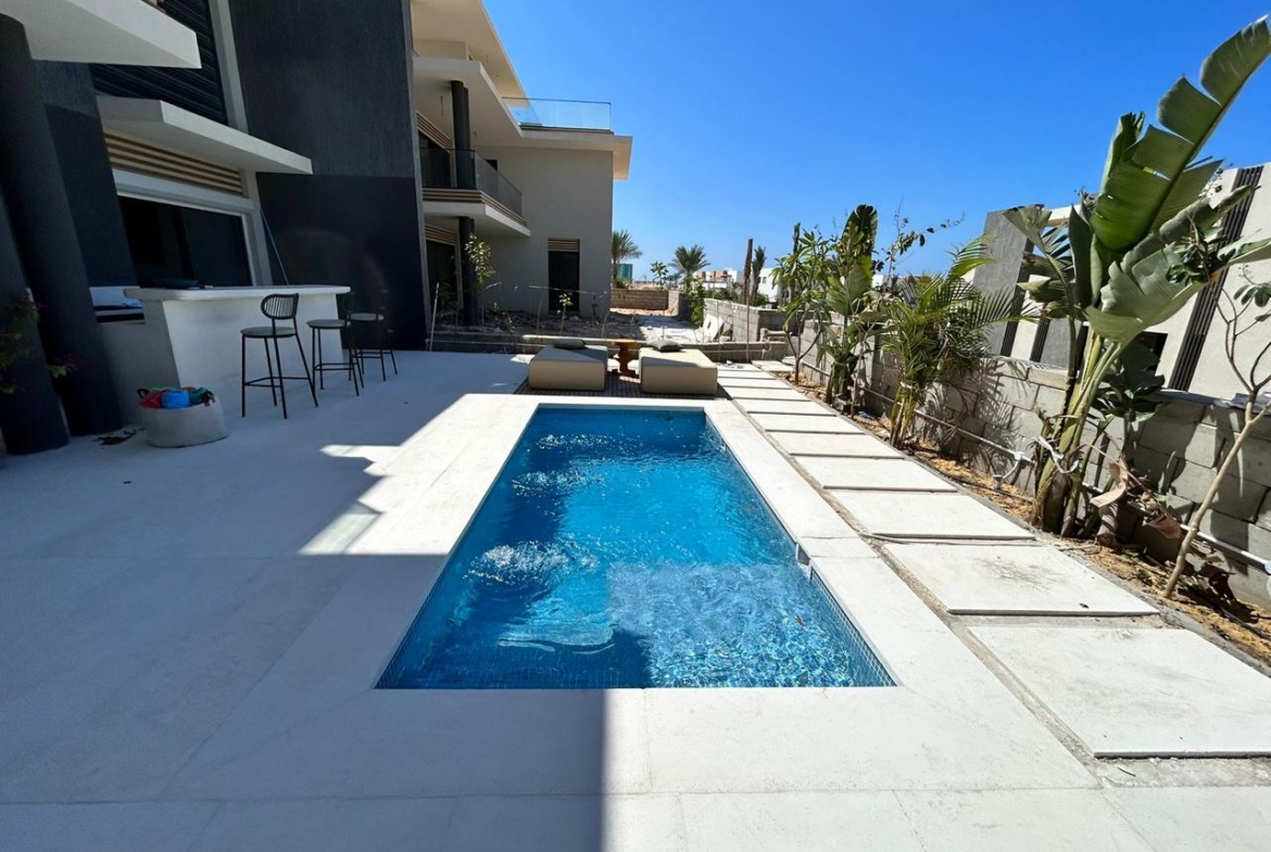 Ground floor chalet Bay Homes Almaza Bay North Coast private garden