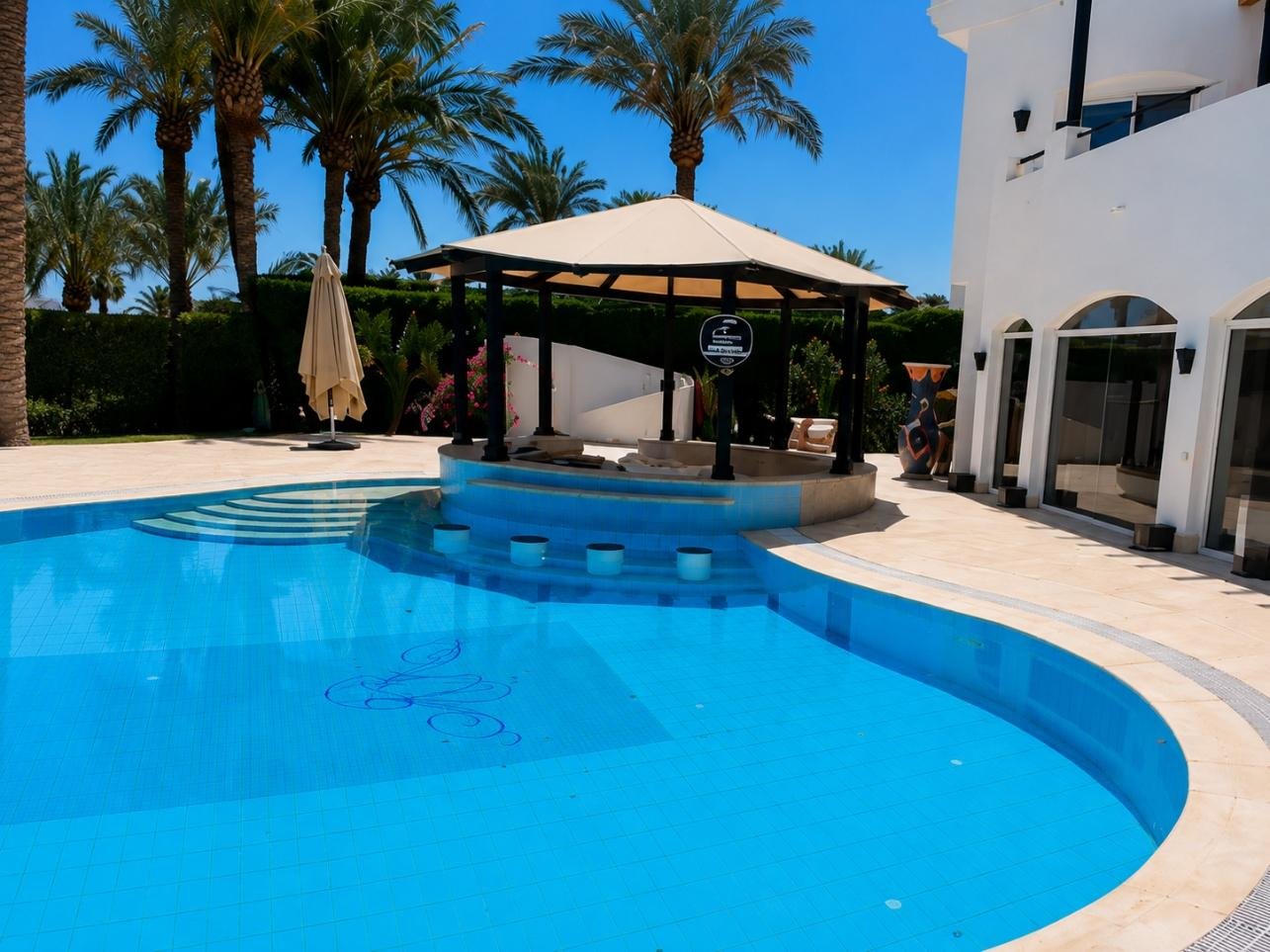 Lagoon-front villa El Gouna with private jetty, rooftop terrace and panoramic sea views
