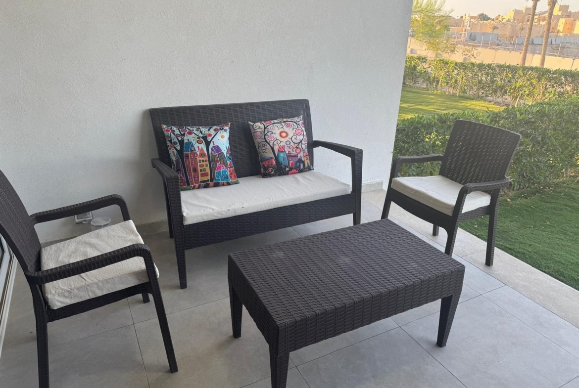 For Rent: 2 Bedroom Apartment in Bay Central, Soma Bay | BUA 150 sqm | EUR 1,200 /month