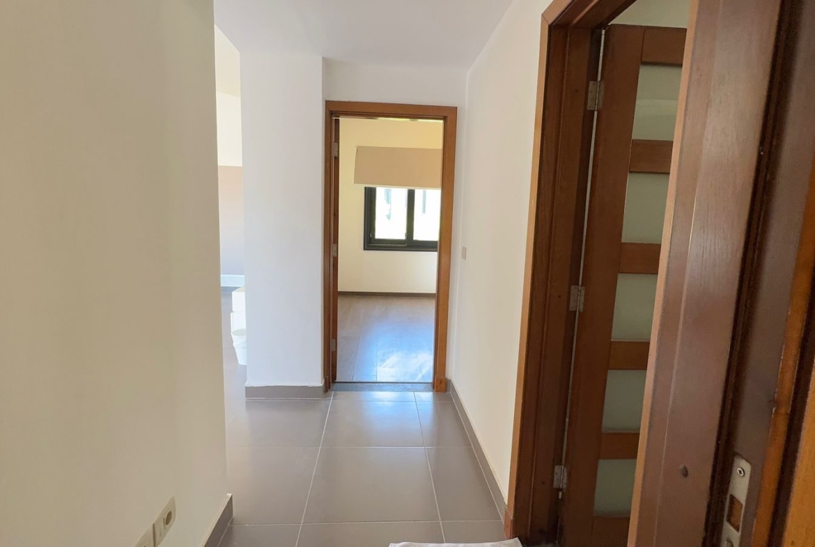 Zu vermieten: Villa mit 3 Schlafzimmern in Bay West, Soma Bay | 145 m² Wohnfläche | EUR 1.500 / Monat